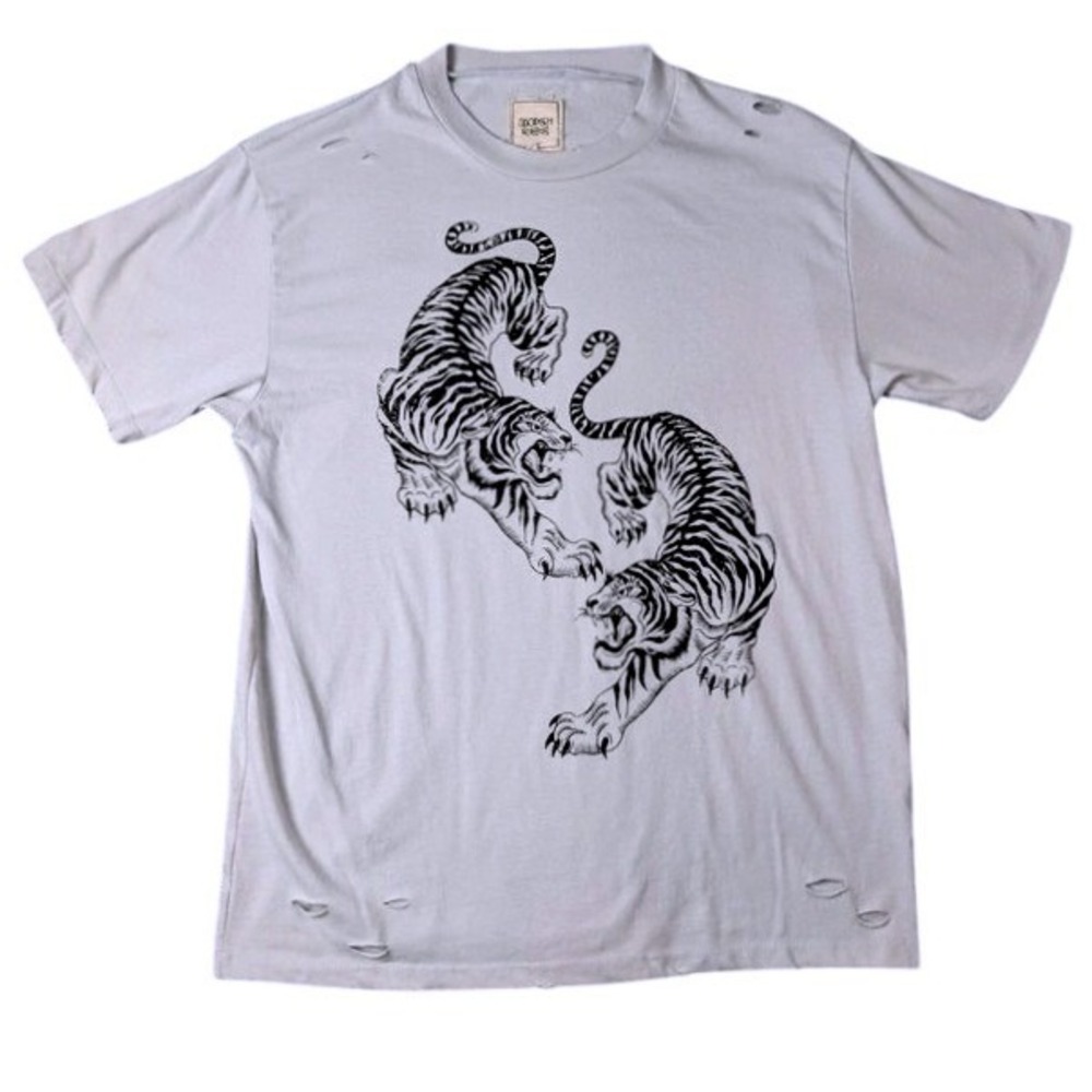 Modish Rebel Tiger Graphic T~Men Small~Ice Blue~Distressed Asian Tattoo Art Boxy
